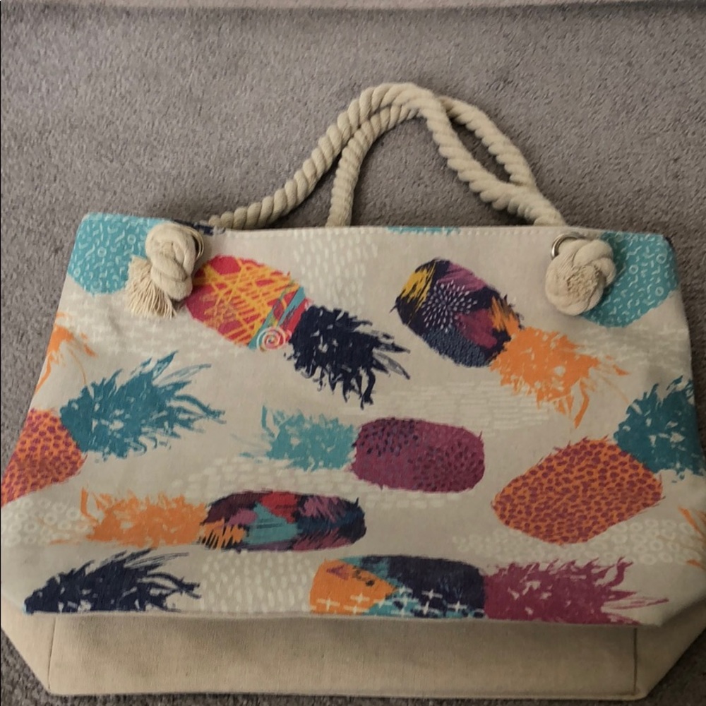 Tote bag